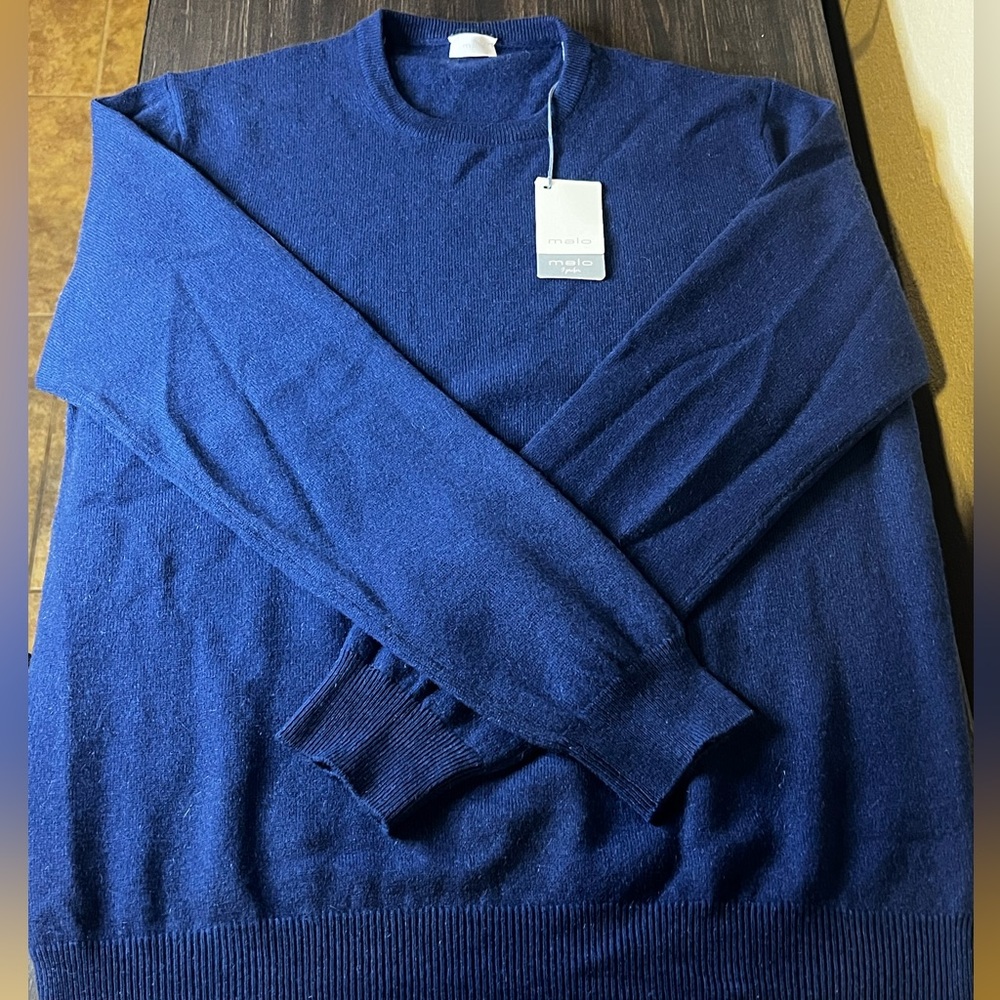 MALO 100% Cashmere sweater- Navy blue